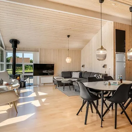 Ansfried - 900m From The Sea By Interhome